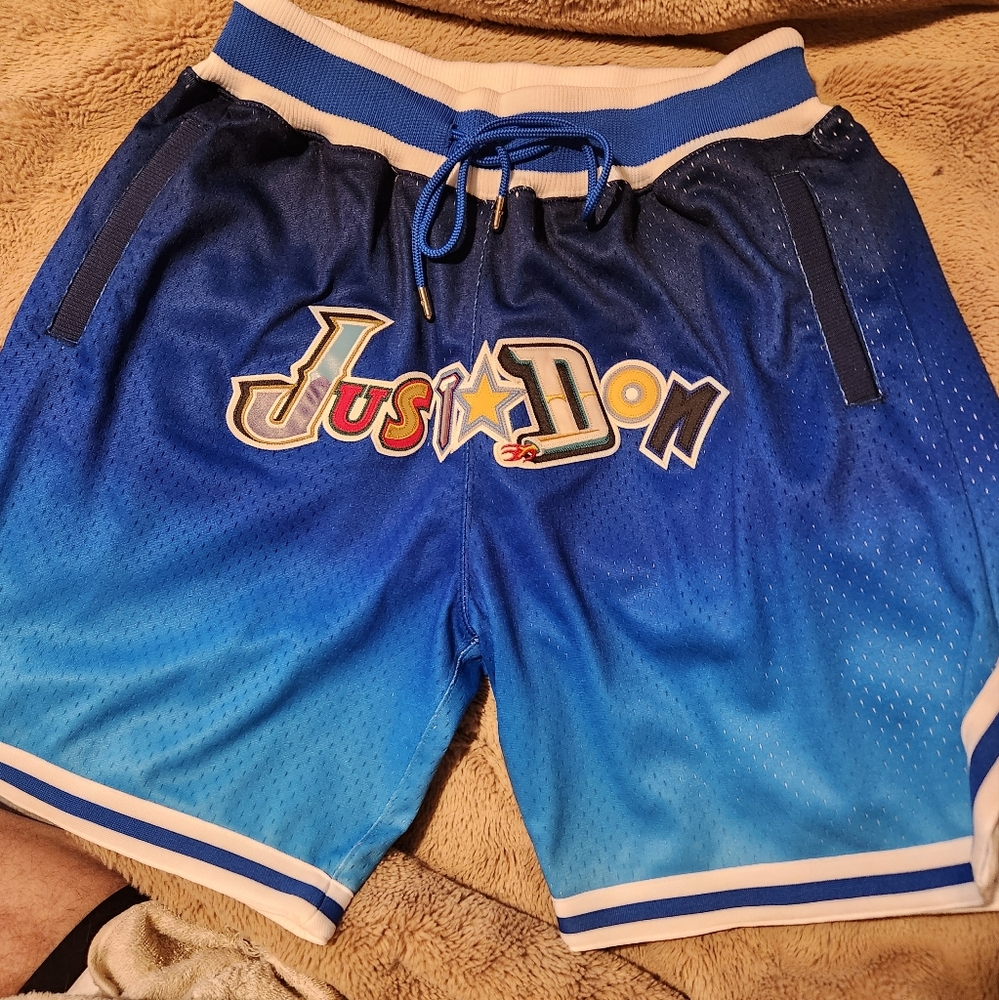 just don shorts /sample